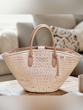Brahmin Melbourne Mira Croc Embossed Leather Champagne Augustine French Vanilla